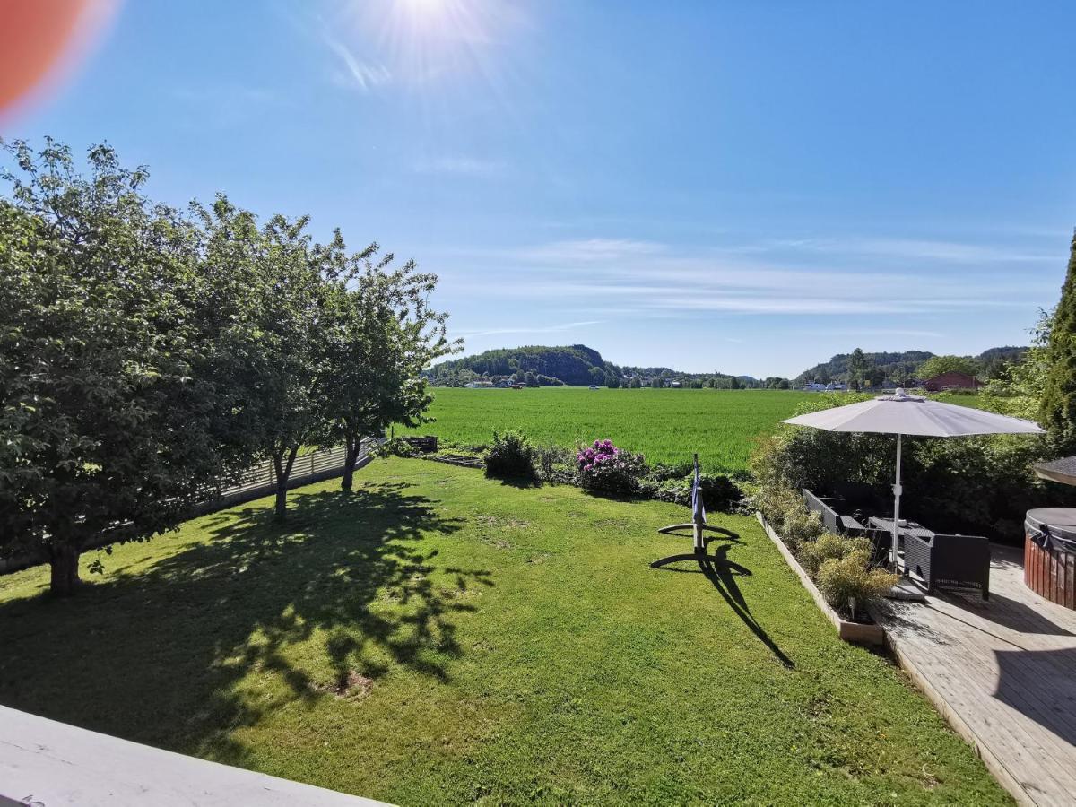 Mikael'S Bed & Spa Apartment Sandefjord Ngoại thất bức ảnh